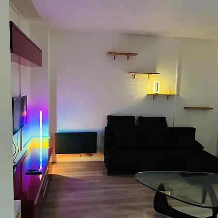 Logement A Proximite De Montmartre * Parigi