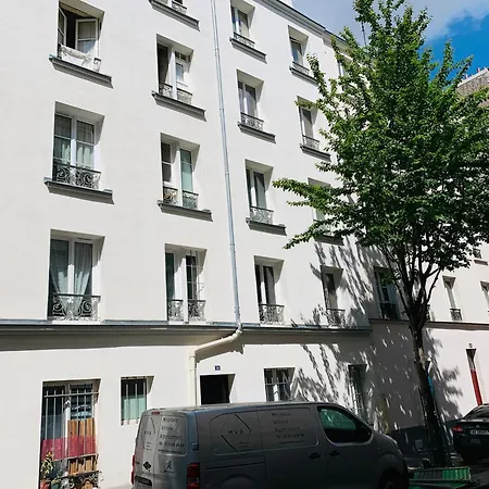 Logement A Proximite De Montmartre * Parigi