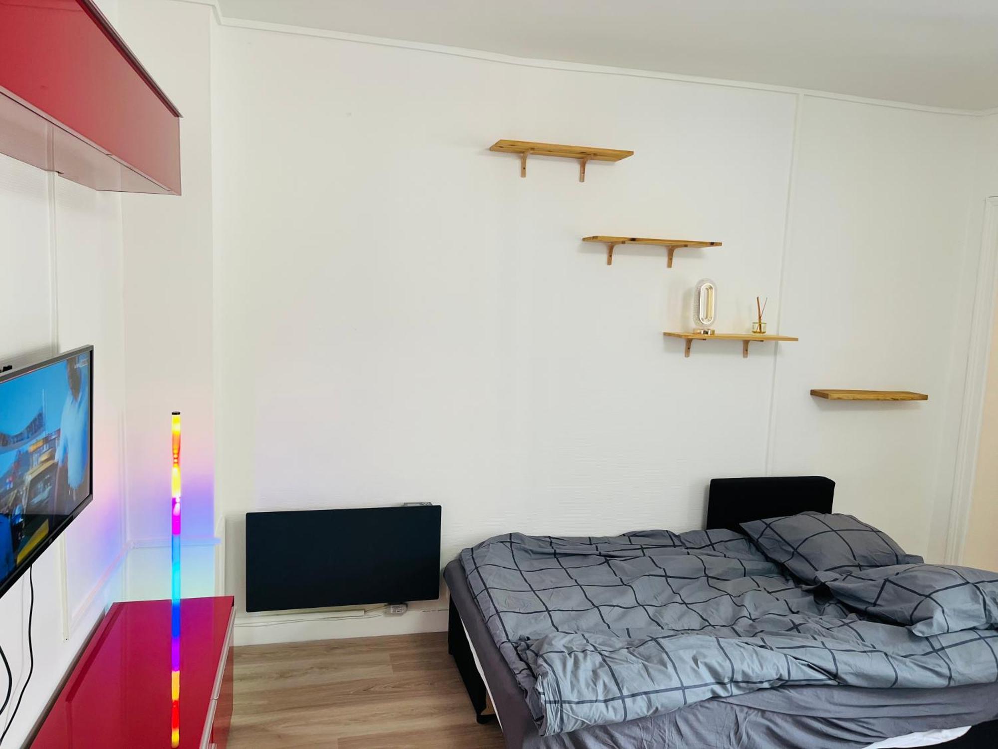 Logement A Proximite De Montmartre Parigi